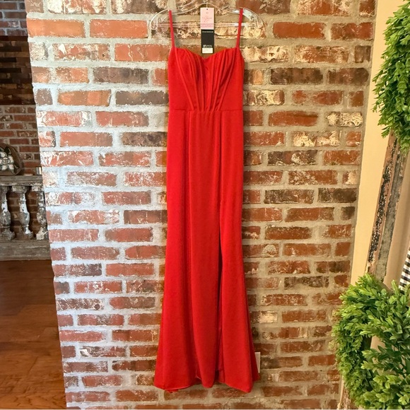 Nox Anabel Full Length Red Prom/Formal Dress - Picture 1 of 8